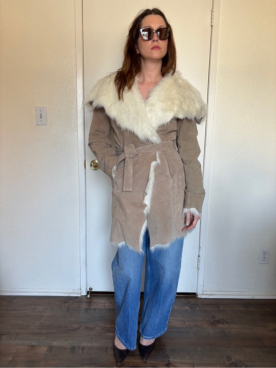 Wilsons Leather Jackets & Blazers - Wilsons Leather Taupe Suede Trench Coat with Cream Shearling Collar